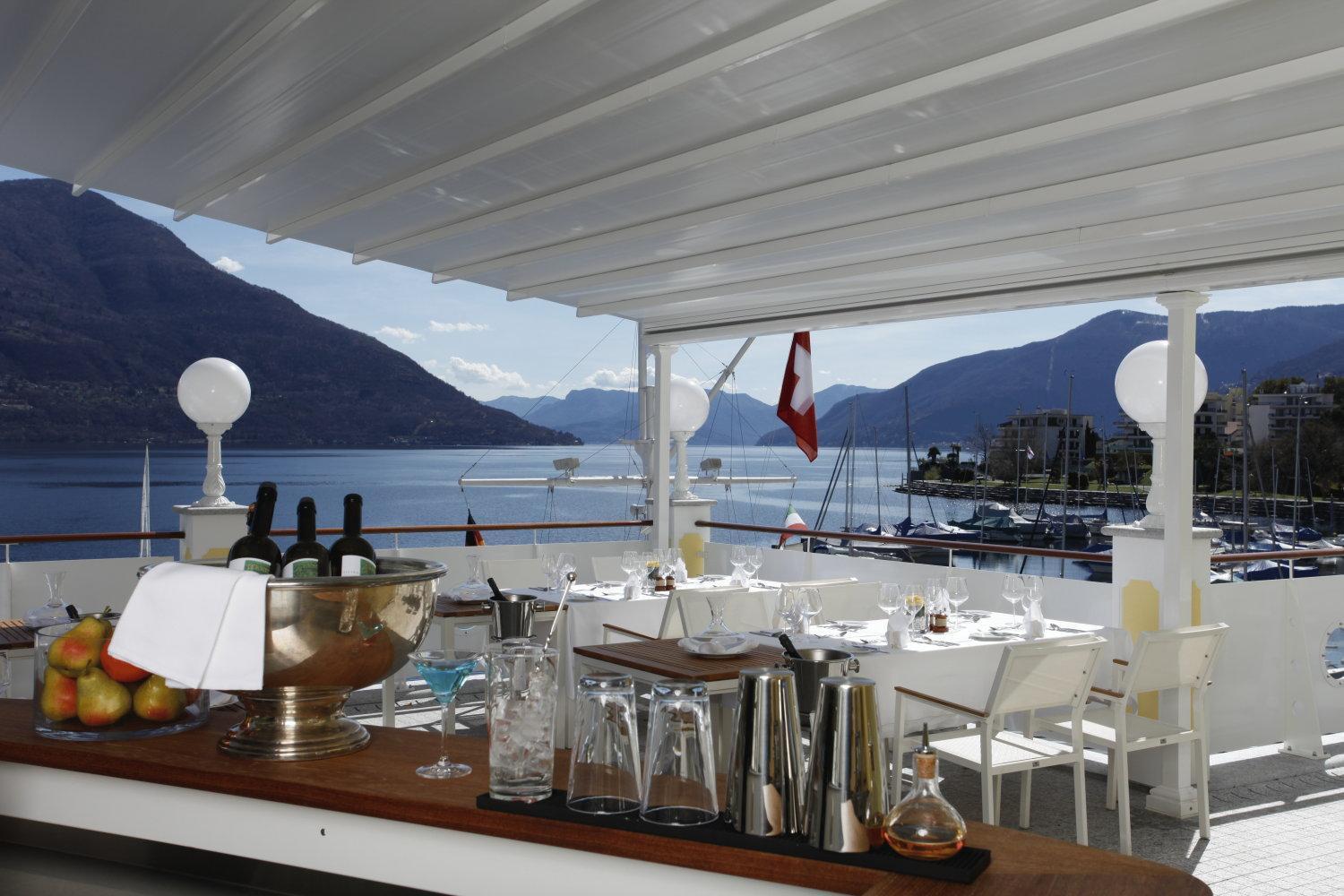 Holiday Hotel Yachtsport Resort Lago Maggiore Brissago Buitenkant foto