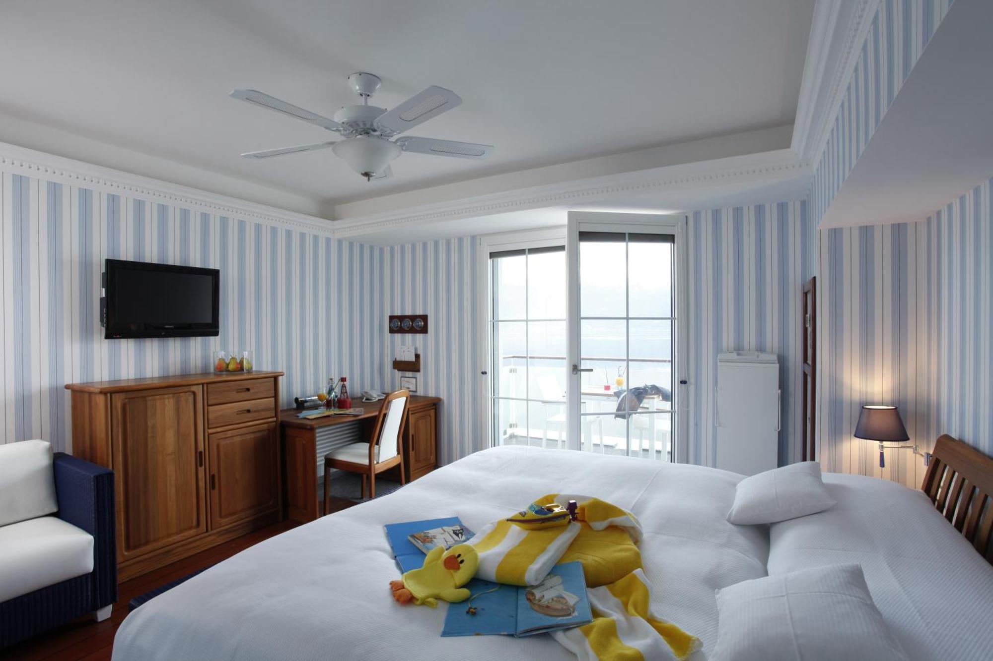 Holiday Hotel Yachtsport Resort Lago Maggiore Brissago Buitenkant foto