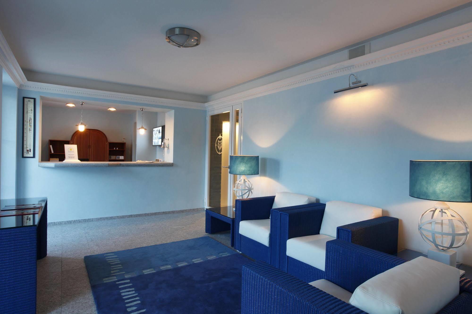 Holiday Hotel Yachtsport Resort Lago Maggiore Brissago Buitenkant foto