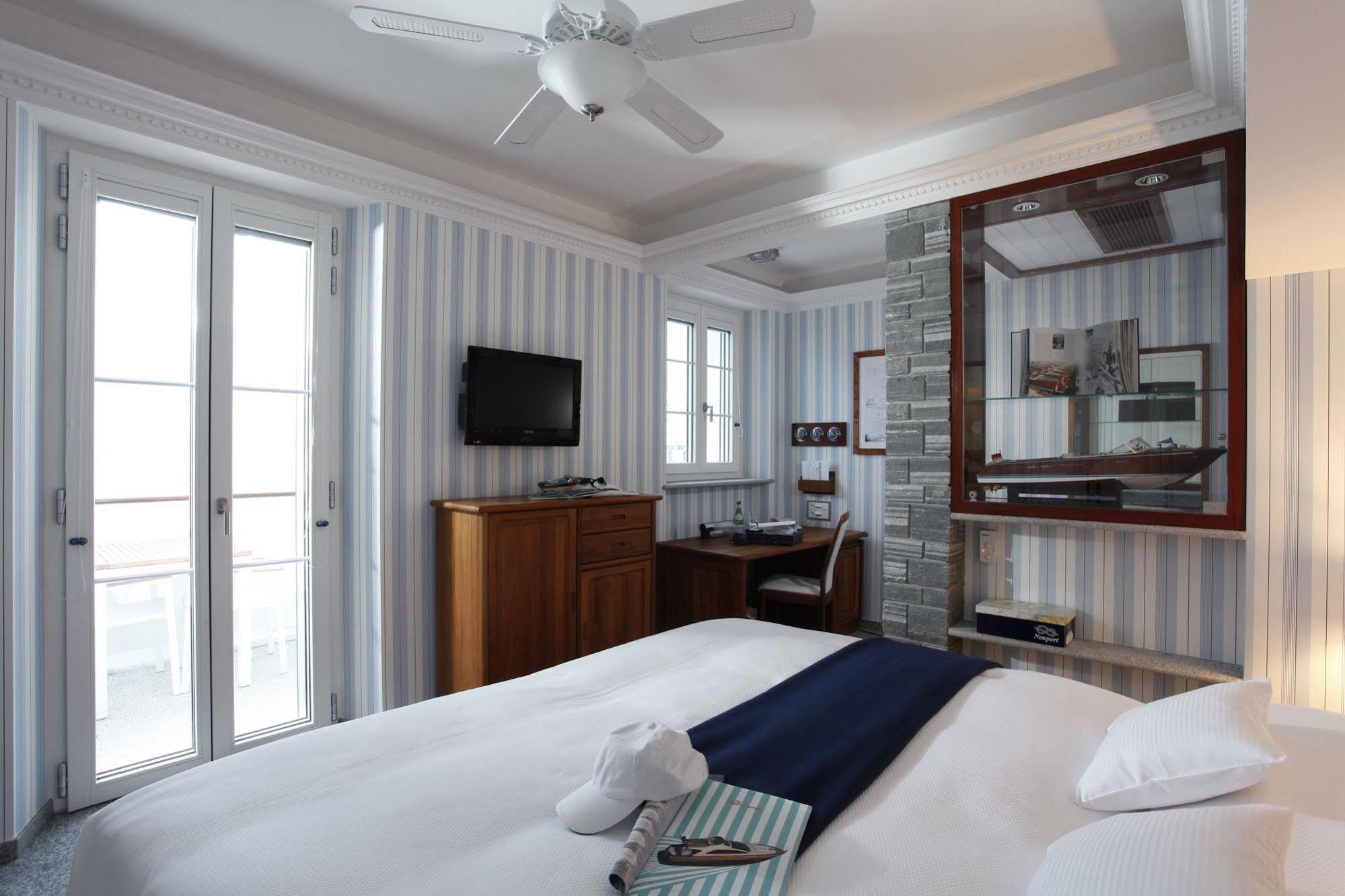 Holiday Hotel Yachtsport Resort Lago Maggiore Brissago Buitenkant foto