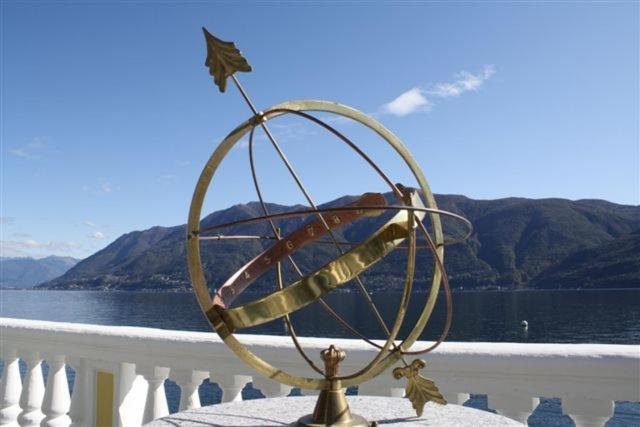 Holiday Hotel Yachtsport Resort Lago Maggiore Brissago Buitenkant foto